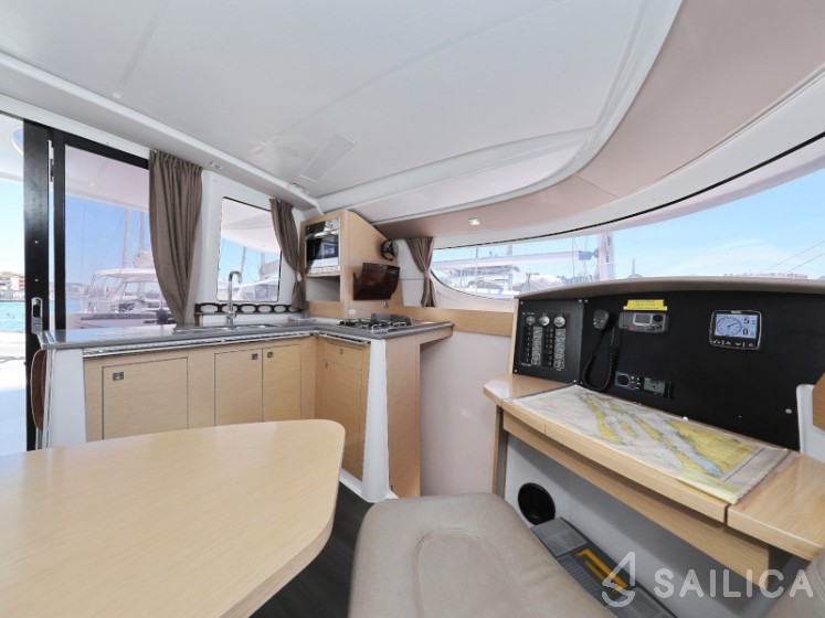 Lipari 41 - Yacht Charter Sailica