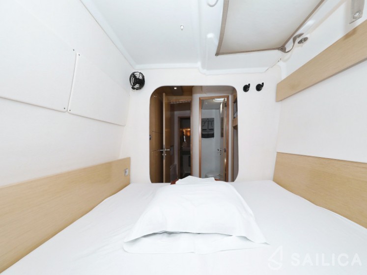 Lipari 41 - Yacht Charter Sailica