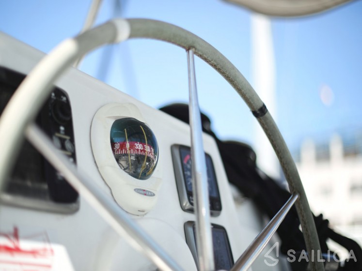 Lipari 41 - Yacht Charter Sailica