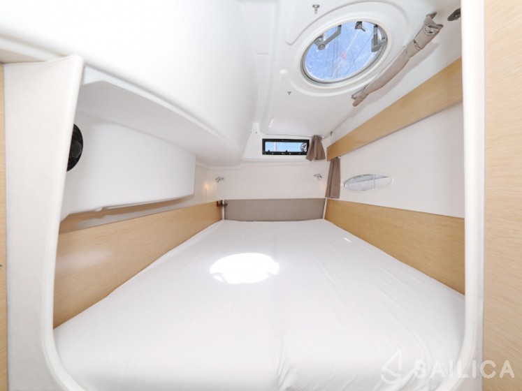 Lipari 41 - Yacht Charter Sailica