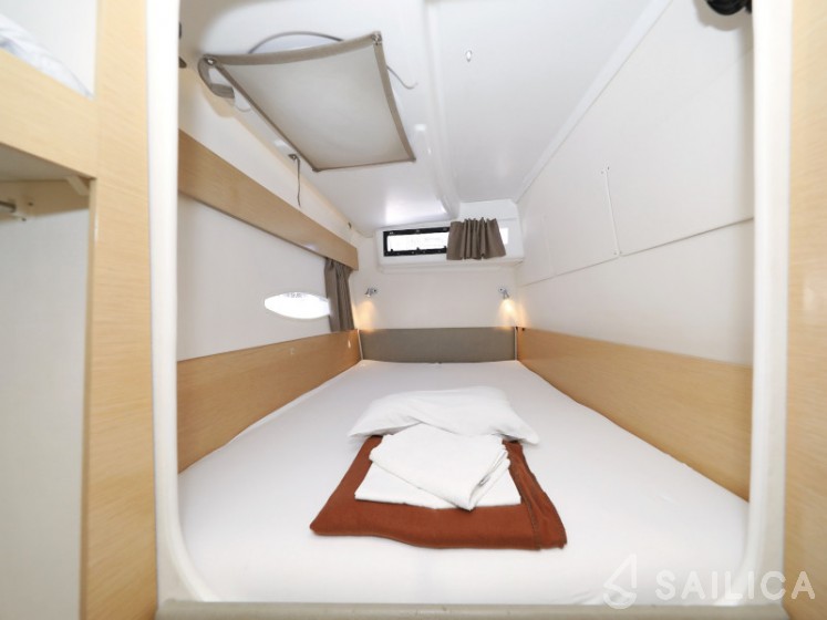 Lipari 41 - Yacht Charter Sailica