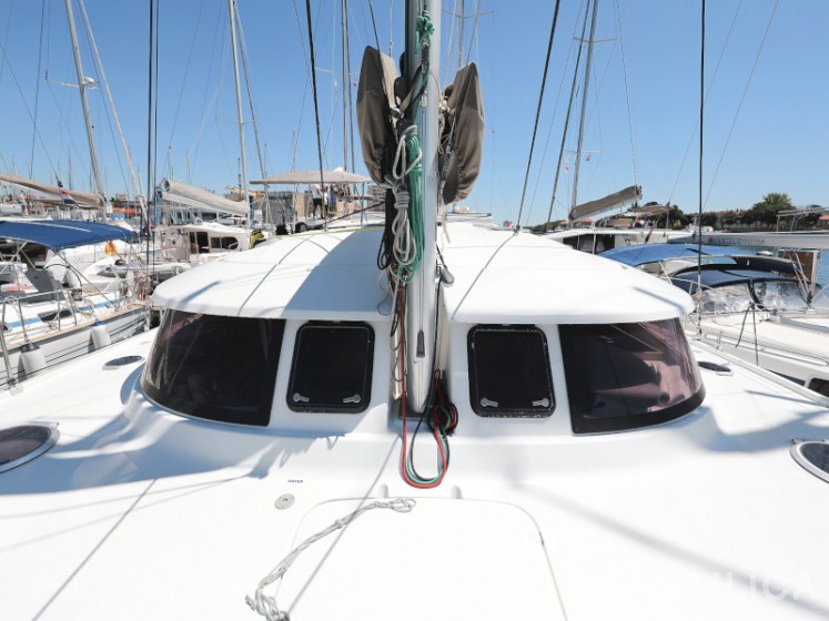 Lipari 41 - Yacht Charter Sailica