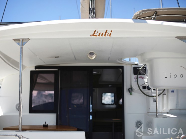 Lipari 41 - Yacht Charter Sailica