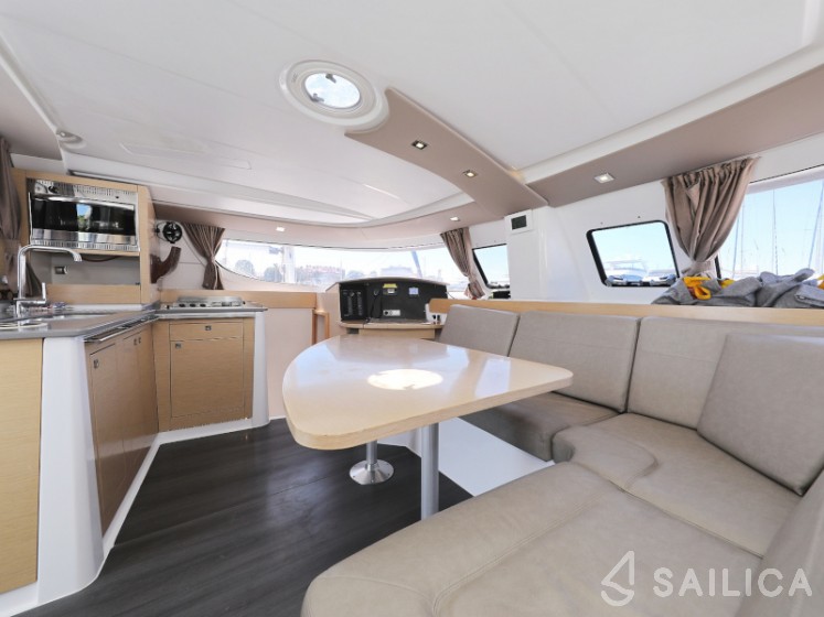 Lipari 41 - Yacht Charter Sailica