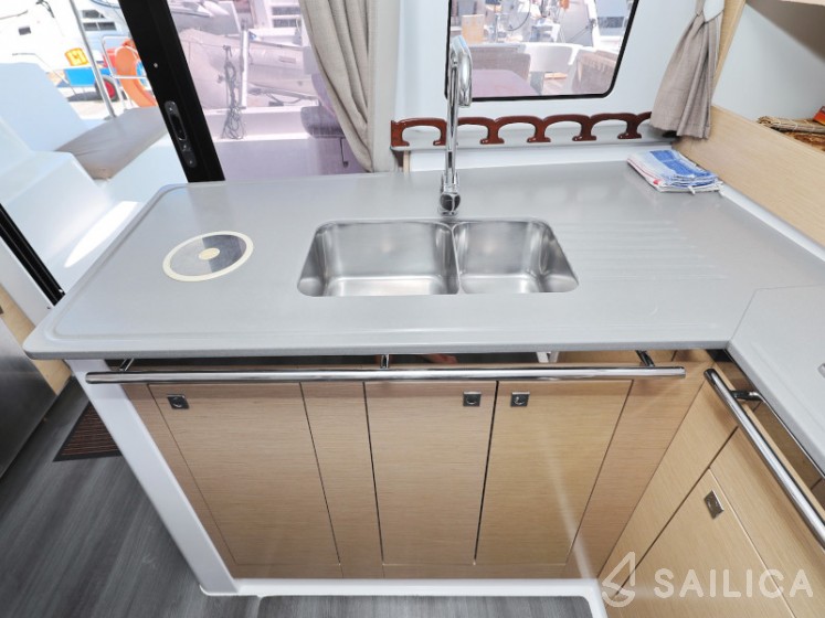 Lipari 41 - Yacht Charter Sailica