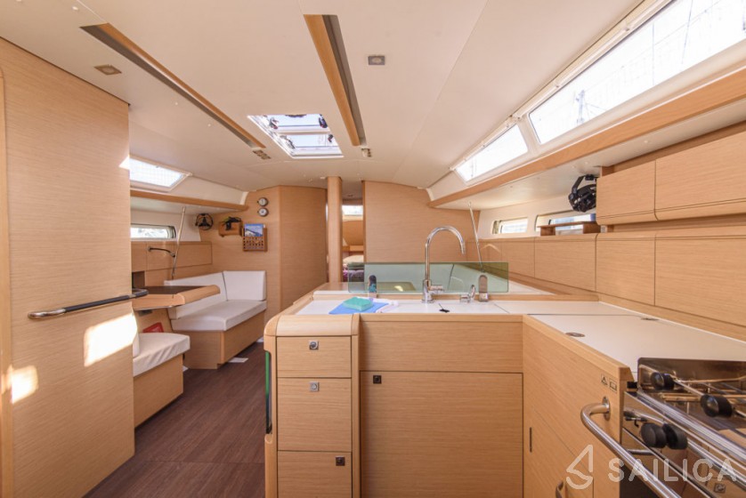 Sun Odyssey 449 - Yacht Charter Sailica