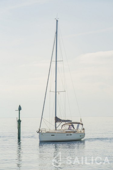 Sun Odyssey 449 - Yacht Charter Sailica