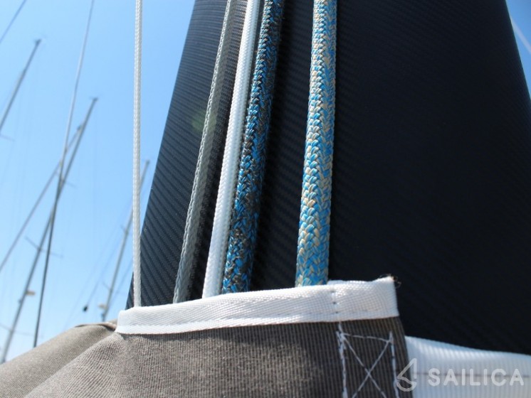 Dufour 412 Grand large - Yacht Charter Sailica
