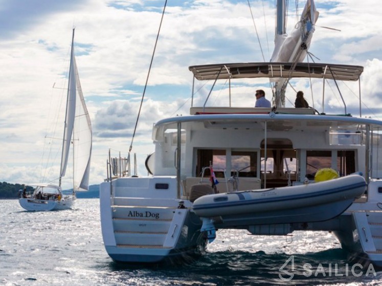 Lagoon 450 - Yacht Charter Sailica