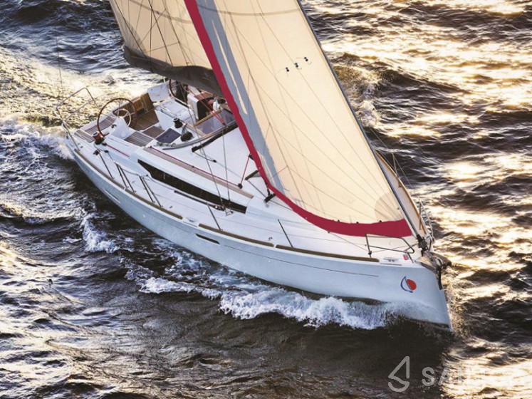 Sun Odyssey 389 - Yacht Charter Sailica