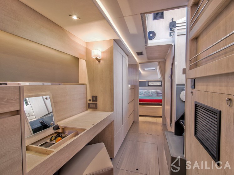 Leopard 45 - Yacht Charter Sailica