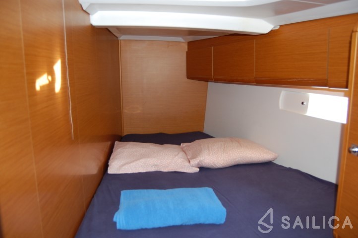 Sun Odyssey 519 - Yacht Charter Sailica