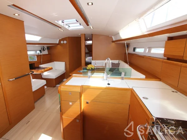 Sun Odyssey 449 - Yacht Charter Sailica