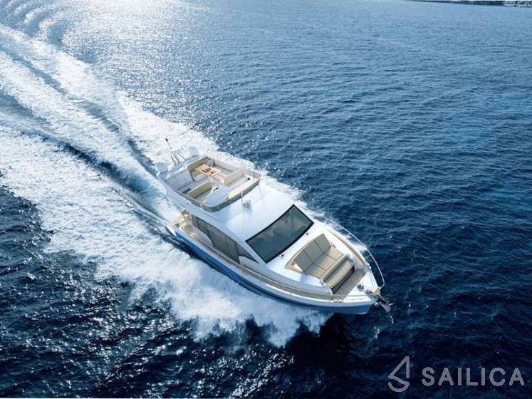 Sealine F430 - Yacht Charter Sailica