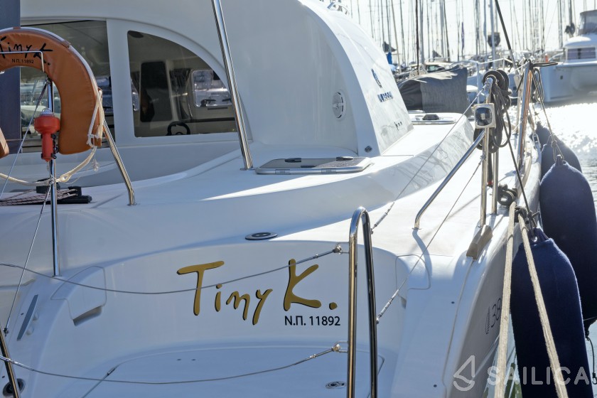 Lagoon 380 - Yacht Charter Sailica