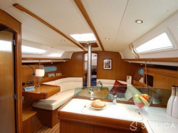 Sun Odyssey 36i - Yacht Charter Sailica