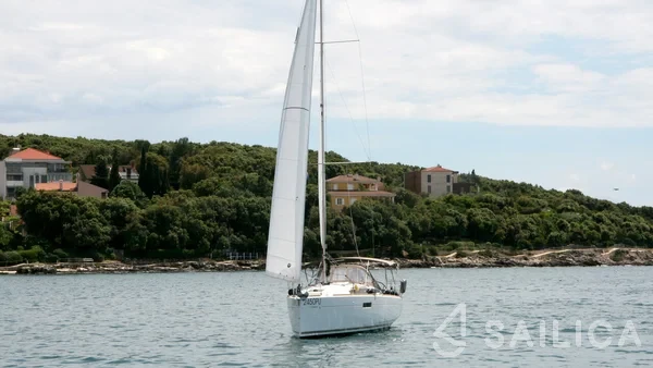 Sun Odyssey 349 - Yacht Charter Sailica