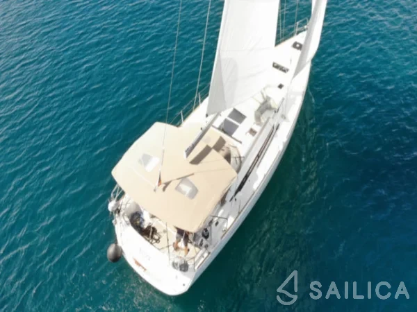Sun Odyssey 519 - Yacht Charter Sailica