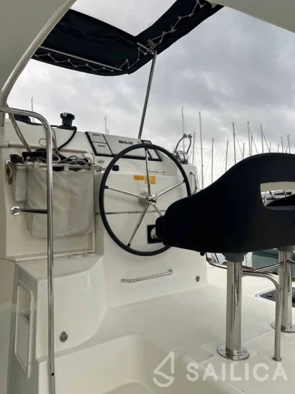 Lagoon 40 - Yacht Charter Sailica