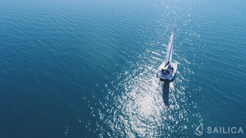 Lagoon 40 - Yacht Charter Sailica