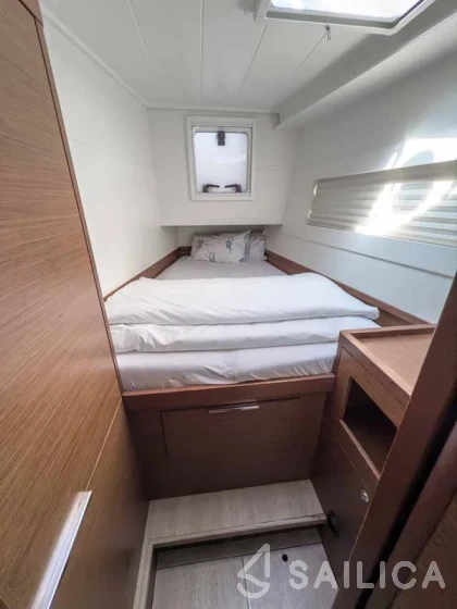 Lagoon 40 - Yacht Charter Sailica