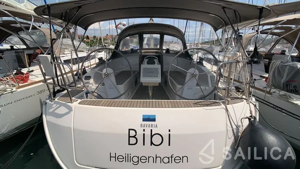 Bavaria 37 Cruiser - Yacht Charter Sailica