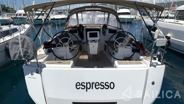 Sun Odyssey 419 - Yacht Charter Sailica