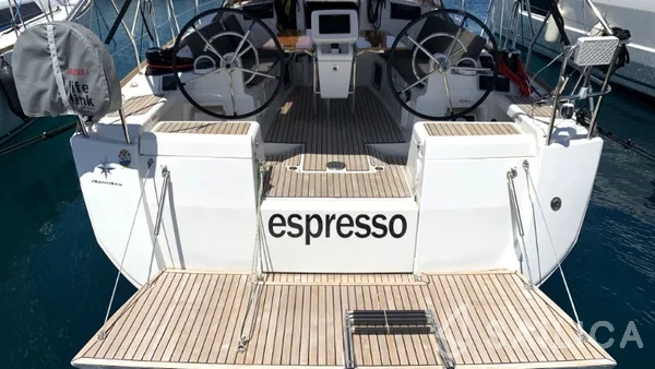 Sun Odyssey 419 - Yacht Charter Sailica