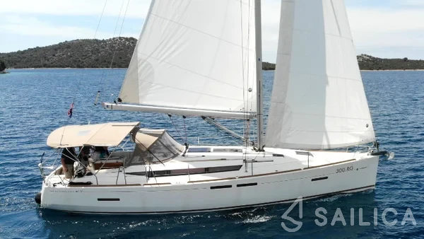 Sun Odyssey 419 - Yacht Charter Sailica