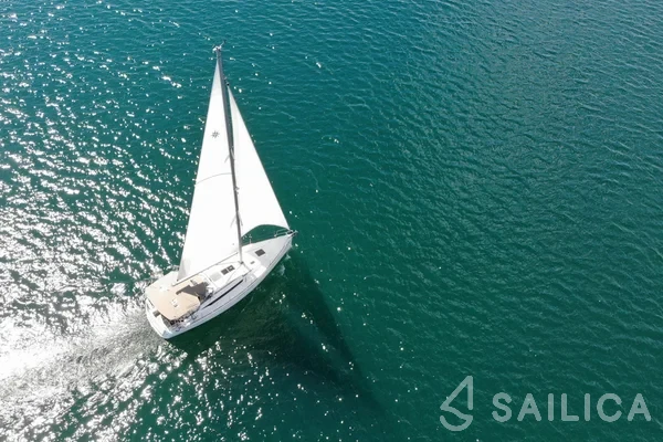 Sun Odyssey 419 - Yacht Charter Sailica