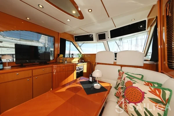 Antares 13.80 - Yacht Charter Sailica