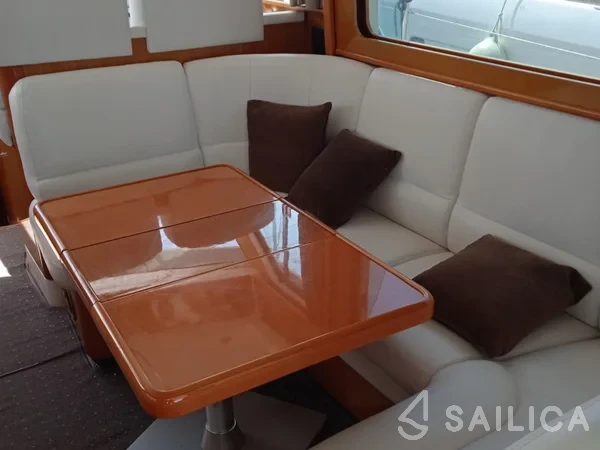 Antares 13.80 - Yacht Charter Sailica