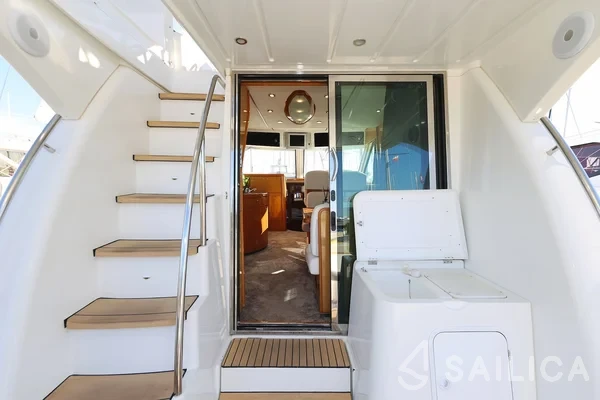 Antares 13.80 - Yacht Charter Sailica