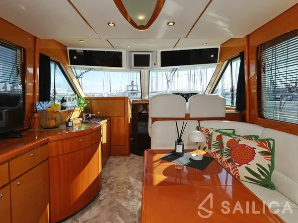 Antares 13.80 - Yacht Charter Sailica