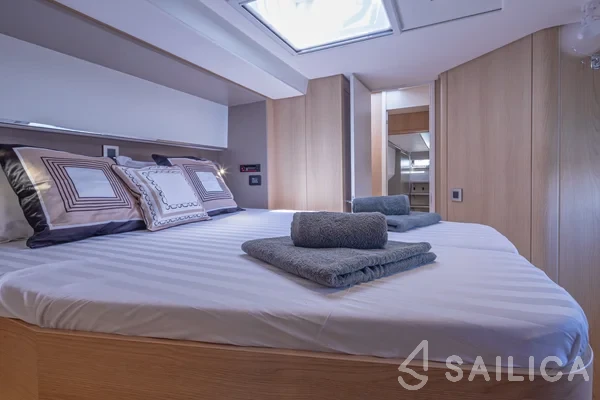 Bali 5.4. - Yacht Charter Sailica
