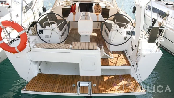 Dufour 412 GL - Yacht Charter Sailica