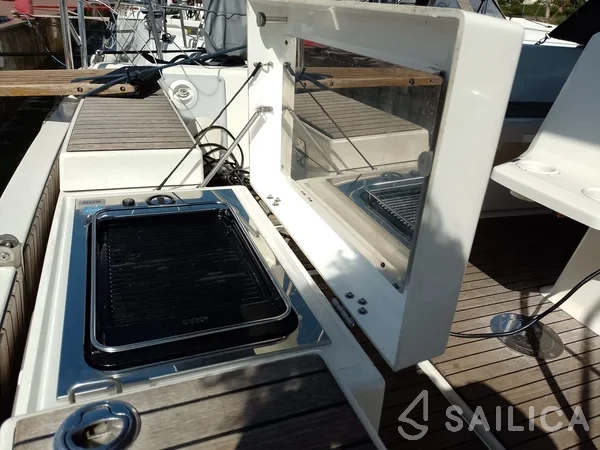 Dufour 412 GL - Yacht Charter Sailica