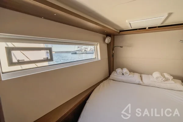 Lagoon 50 - Yacht Charter Sailica