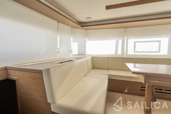 Lagoon 50 - Yacht Charter Sailica