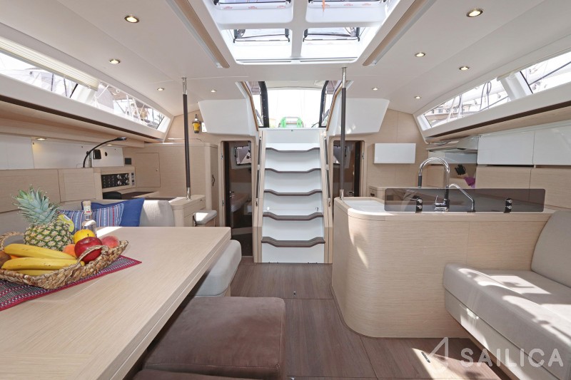 Jeanneau 58 - Yacht Charter Sailica