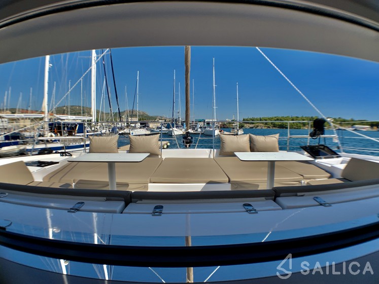Bali 4.5 - Yacht Charter Sailica