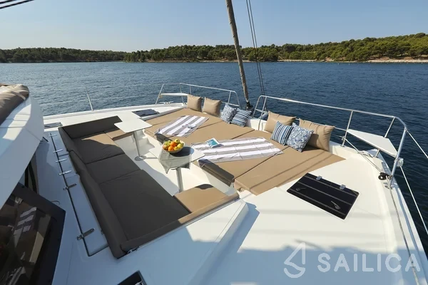 Bali 4.5 - Yacht Charter Sailica