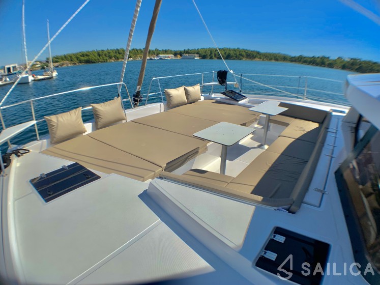 Bali 4.5 - Yacht Charter Sailica