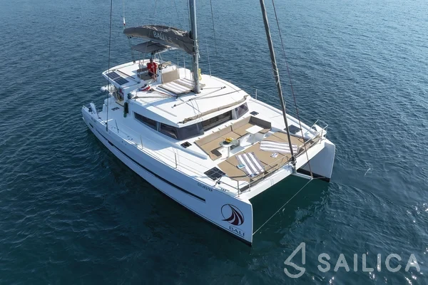 Bali 4.5 - Yacht Charter Sailica