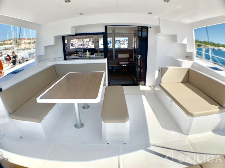 Bali 4.5 - Yacht Charter Sailica