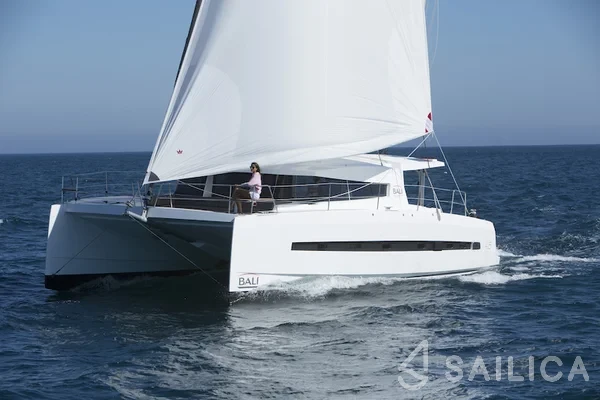 Bali 4.5 - Yacht Charter Sailica