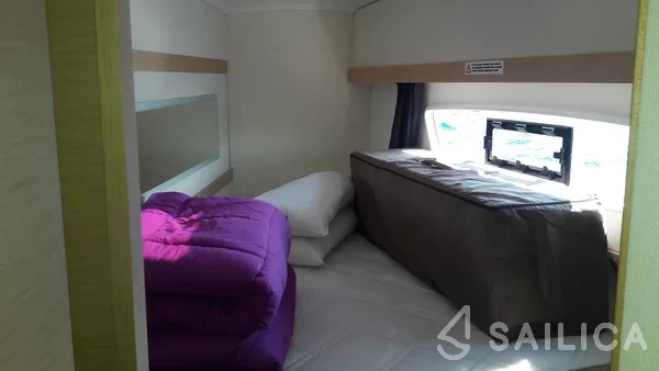 Lucia 40 - Yacht Charter Sailica