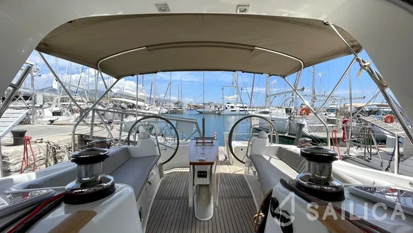 Oceanis 50 - Yacht Charter Sailica