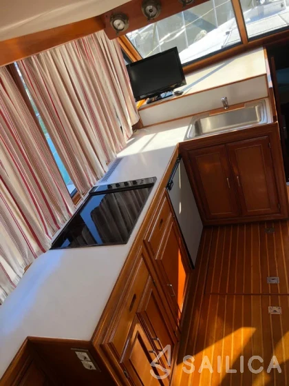 Staryacht 1670 - Yacht Charter Sailica