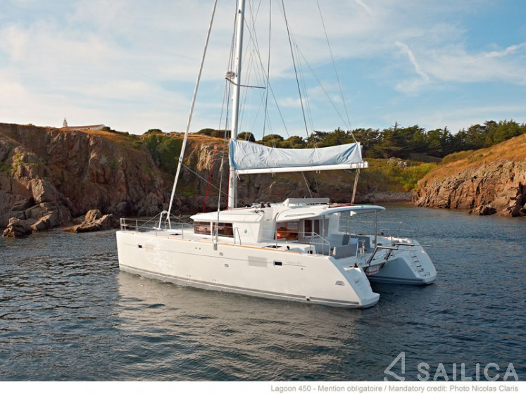 Lagoon 450 - Yacht Charter Sailica